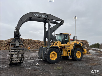 Gumikerekes homlokrakodó VOLVO L180G