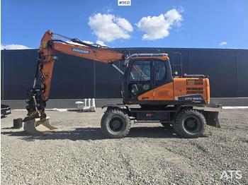 Gumikerekes kotró DOOSAN DX160W