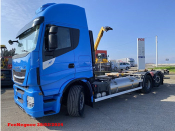 Alvaz teherautó IVECO Stralis 460