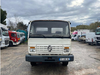 Billenőplatós teherautó Renault Midliner 140: 2 kép. Billenőplatós teherautó Renault Midliner 140: 2 kép.