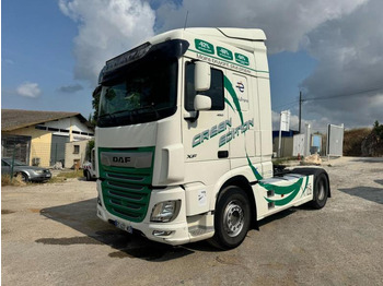 Nyergesvontató DAF XF 450