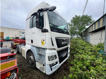 Nyergesvontató MAN TGX 18.480