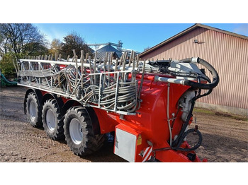 Szippantó tartálykocsi AP-K