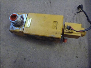 Hidraulika - Építőipari gépek CAT 374 D ventiler, 297-0371: 2 kép. Hidraulika - Építőipari gépek CAT 374 D ventiler, 297-0371: 2 kép.