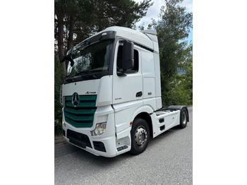 Nyergesvontató MERCEDES-BENZ Actros 1846