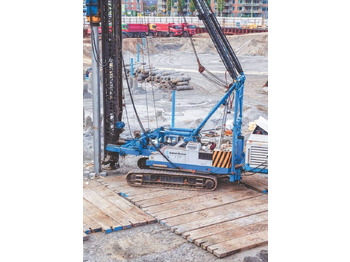 Cölöpverő Hitachi KH230-3GLS: 2 kép. Cölöpverő Hitachi KH230-3GLS: 2 kép.