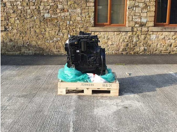 Motor - Építőipari gépek Cummins B6.7 engine unused 6 cylinder CM2450 ECU QSB: 4 kép.