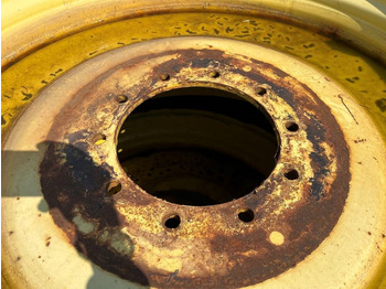 Gumiabroncs - Mezőgazdasági gépek BKT 620/70R42 John Deere 7930: 3 kép.