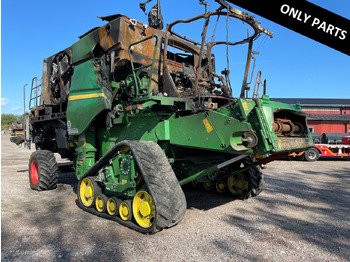 Kombájn JOHN DEERE T670