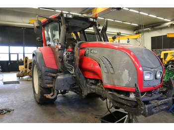 Traktor VALMET