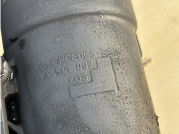 Olajhűtő - Mezőgazdasági gépek Claas Lexion 780 Obudowa, chłodnica oleju, Obudowa filtra paliwa A541188 A541092: 5 kép.