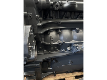 Motorblokk - Mezőgazdasági gépek Fendt 936 Gen 7 Silnik D1556LE523 Blok Silnika H218PF150269A: 4 kép.