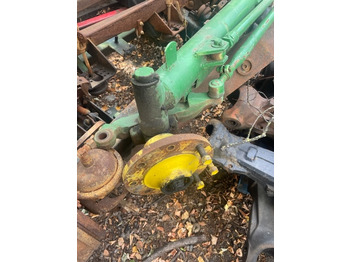 Csonkállvány JOHN DEERE