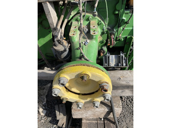 Véglehajtás JOHN DEERE