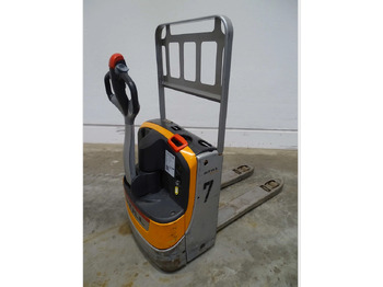 Kézi raklapemelő STILL EXU16: 2 kép. Kézi raklapemelő STILL EXU16: 2 kép.