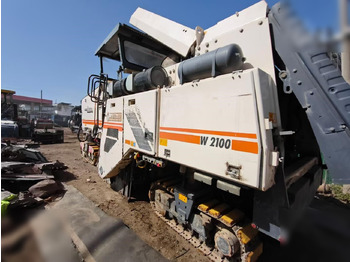 : fejléc fényképe