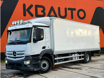 Dobozos felépítményű teherautó MERCEDES-BENZ Antos 1827