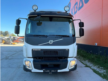 Dobozos felépítményű teherautó Volvo FL 280 4x2 BOX L=9484 mm: 3 kép.