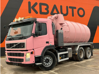 Szippantós autó VOLVO FM 330