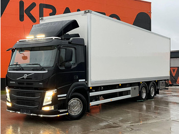 Dobozos felépítményű teherautó VOLVO FM 420