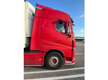 Nyergesvontató Volvo FH 460: 4 kép.