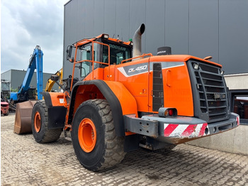 Gumikerekes homlokrakodó Doosan DL 450-5 - DL 420 -: 3 kép.
