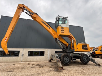 Hulladék kotró LIEBHERR