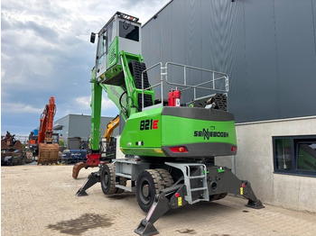 Hulladék kotró Sennebogen 821 E - 821M - 821E: 4 kép.