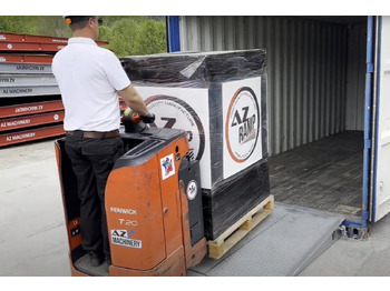 Új Rakodó rámpa container Ramp. AZ RAMP - HCNN-08 INOX. 8 000 Kg: 3 kép.