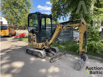 Minikotró CATERPILLAR 301.6
