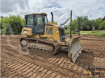 Buldózer Caterpillar D 6 K: 2 kép.