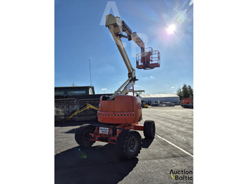 Személyemelő JLG 450 AJ: 3 kép. Személyemelő JLG 450 AJ: 3 kép.