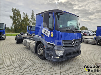 Alvaz teherautó MERCEDES-BENZ Actros 1843