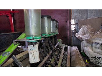 Precíziós vetőgép Seed Spider: 5 kép. Precíziós vetőgép Seed Spider: 5 kép.