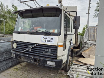Platós teherautó VOLVO FL6