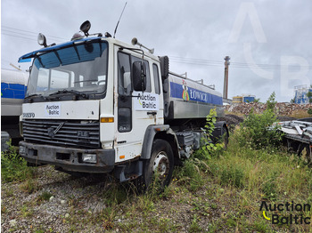 Tartályos teherautó VOLVO FL6