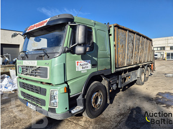 Billenőplatós teherautó VOLVO FM 300