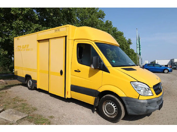 Autó MERCEDES-BENZ