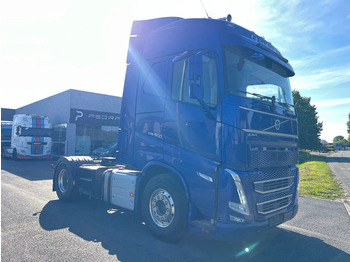 Nyergesvontató Volvo FH 460 LNG+Diesel **FH460 2022**: 5 kép.
