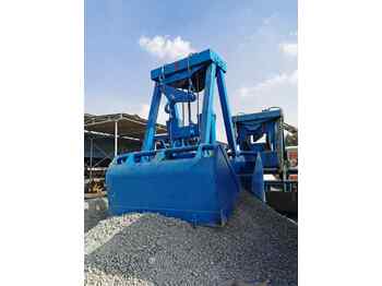 Csipegető kanál AME