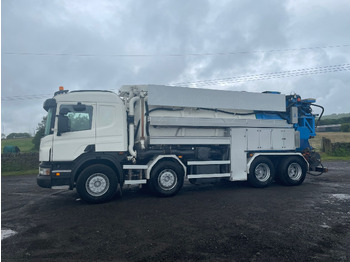 Szippantós autó SCANIA P