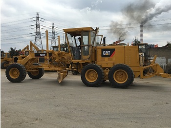 Gréder CATERPILLAR 120H