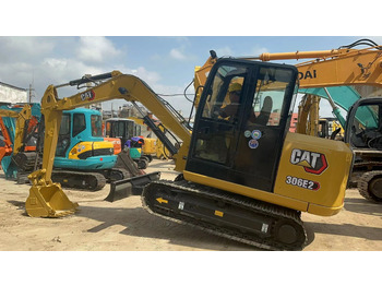 Minikotró CATERPILLAR 306E2