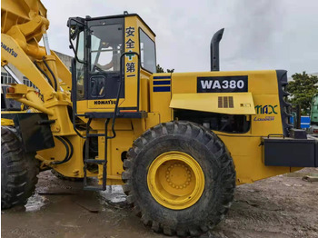 KOMATSU WA380 lízing KOMATSU WA380: 3 kép. KOMATSU WA380 lízing KOMATSU WA380: 3 kép.