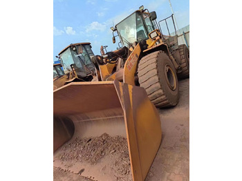 Gumikerekes homlokrakodó KOMATSU WA470-6: 2 kép.