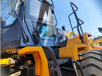 Gumikerekes homlokrakodó LIUGONG CLG856H: 4 kép.