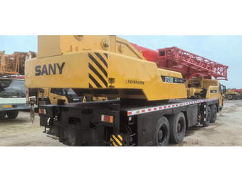 Autódaru SANY STC500: 2 kép. Autódaru SANY STC500: 2 kép.