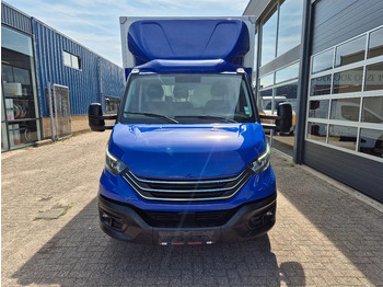 Dobozos kisteherautó Iveco Daily 35S18 3.0D Koffer/ Xenon/ Airco: 4 kép.