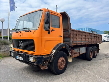 Billenőplatós teherautó MERCEDES-BENZ SK 2628