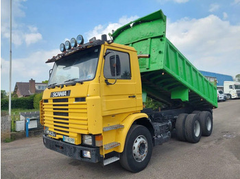 Billenőplatós teherautó SCANIA 143